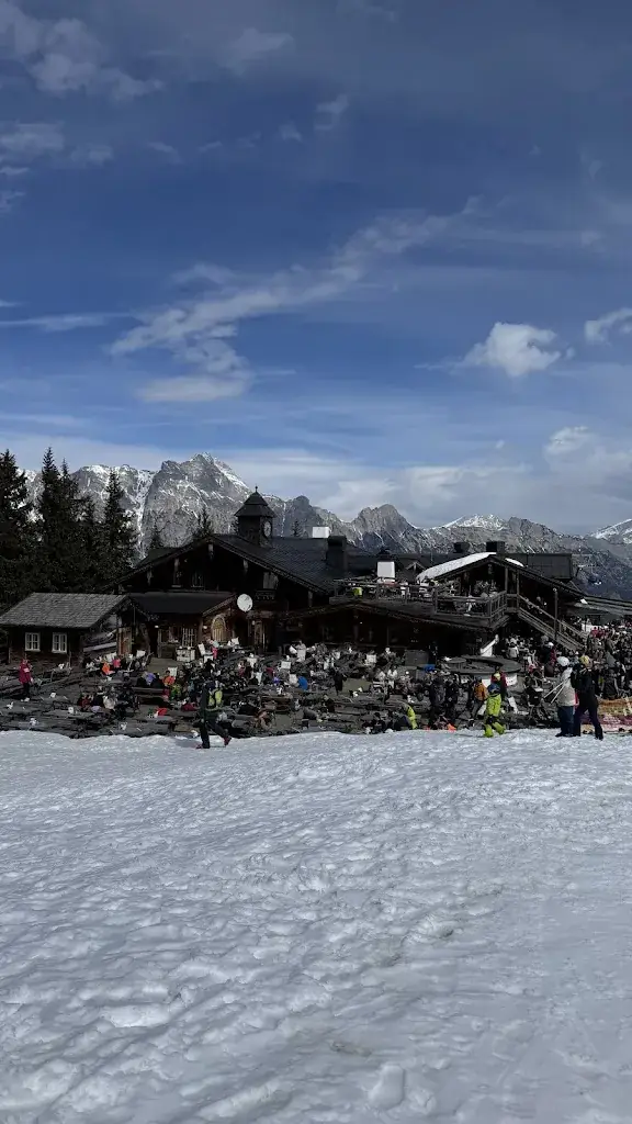 Maria Gr_AlteSchmiede_Leogang_avis