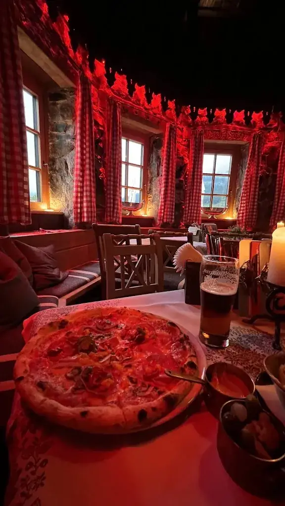 Daria D_KrallerAlm_Leogang_review