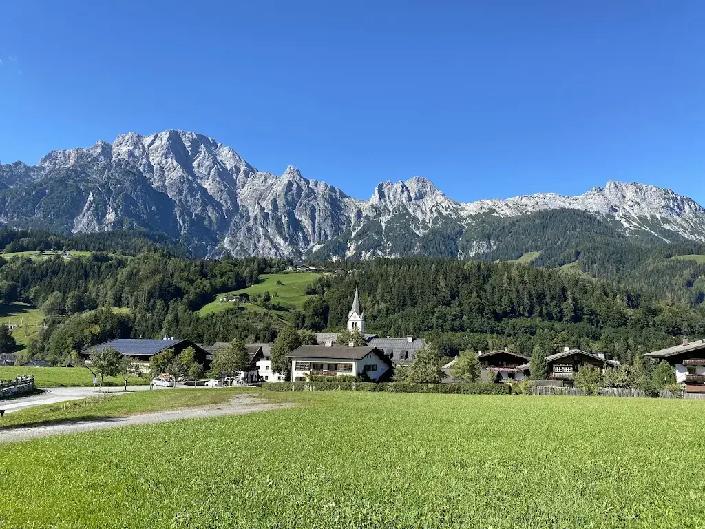 Daniela Hradilová_Der Kirchenwirt seit 1326 - Gourmetwirtshaus & Hotel_Leogang_avis