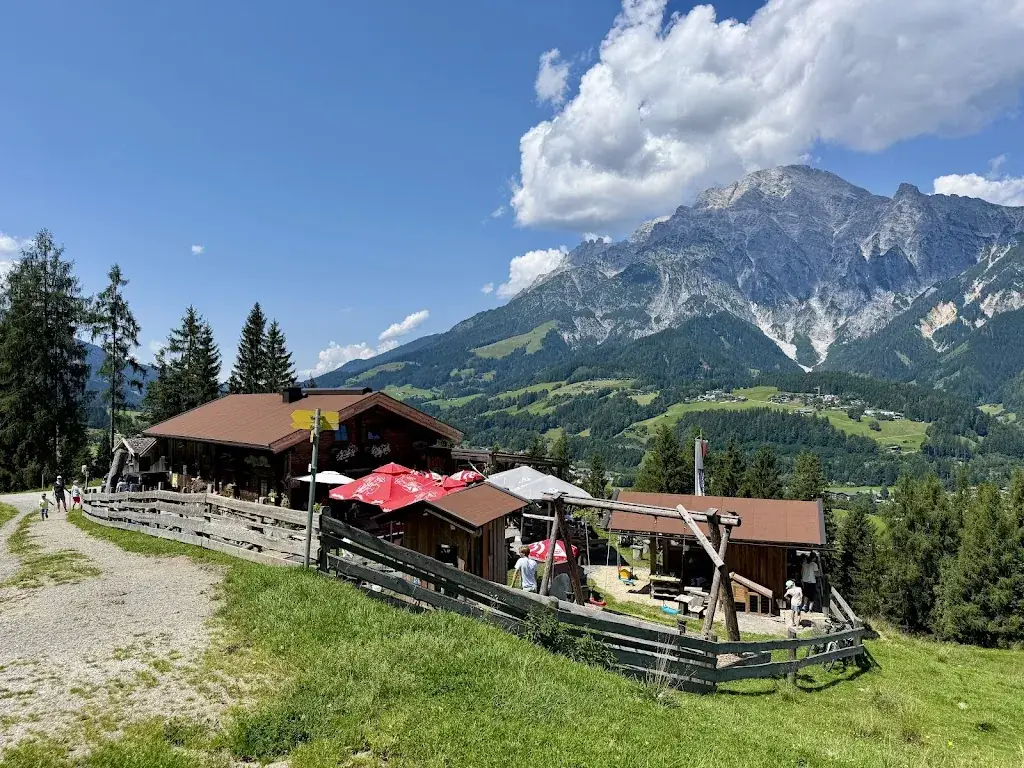 CausB_Sinnlehenalm_Leogang_review