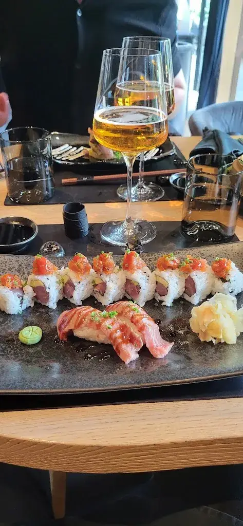 V S _Mizūmi_Leogang_review