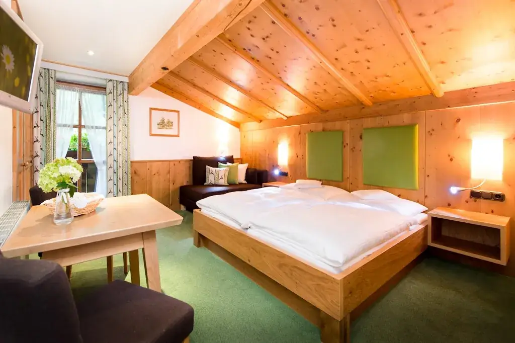 Gasthof Hüttwirt_Leogang_slider_image_2