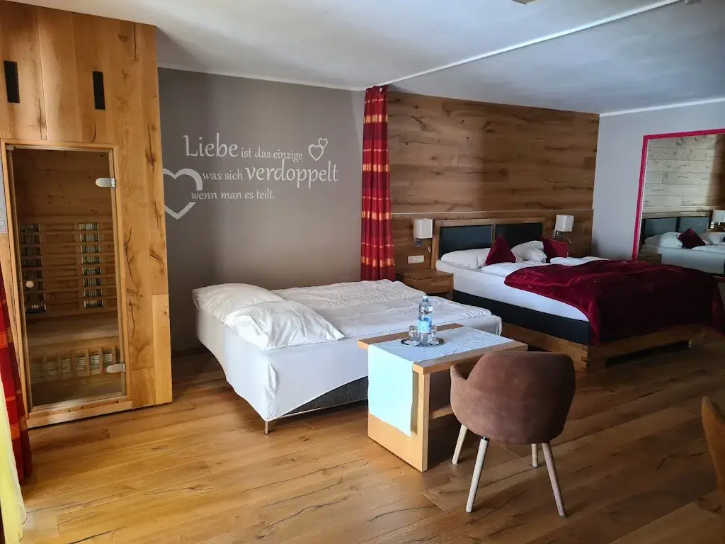 Hotel Restaurant Victoria_Mitterhofen_slider_image_2