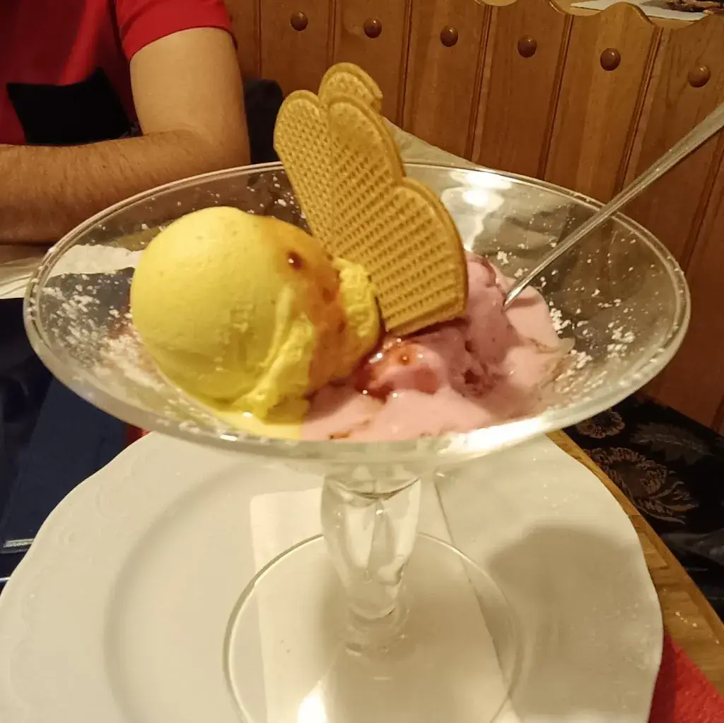 Marthese Pisani_d'Henasteig´n_Lofer_avis