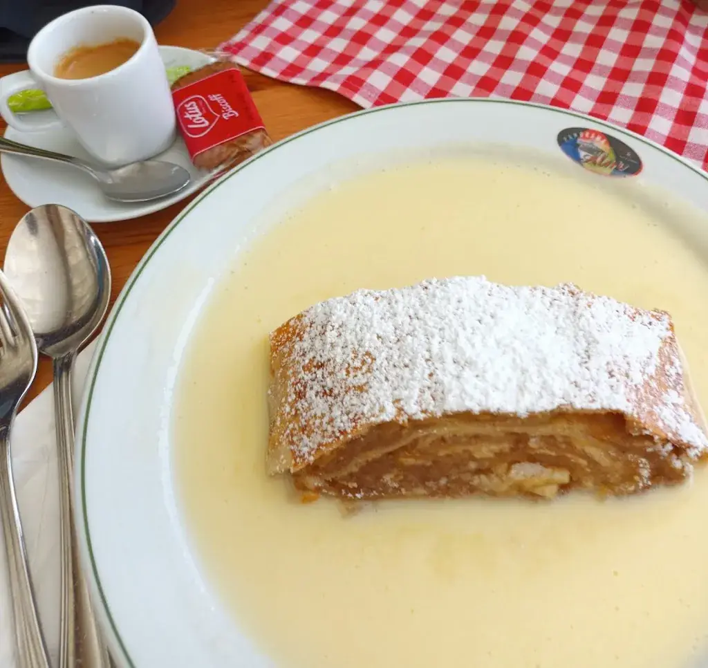 Ondřej Moravec_Panorama Alm Mauterndorf_Mauterndorf_review