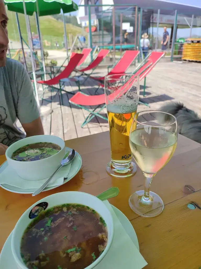 Yani Darrell Holzrichter_Panorama Alm Mauterndorf_Mauterndorf_review