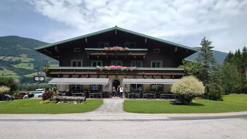 Kim Thue Andersen_Gasthof Schütthof_Neukirchen am Großvenediger_avis