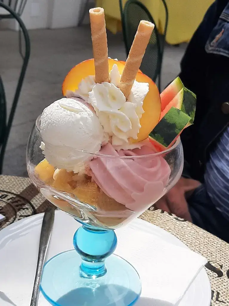 Heike Wolf_Renes Dorfküche Bistro Bar Café Siegl_Mariapfarr_avis