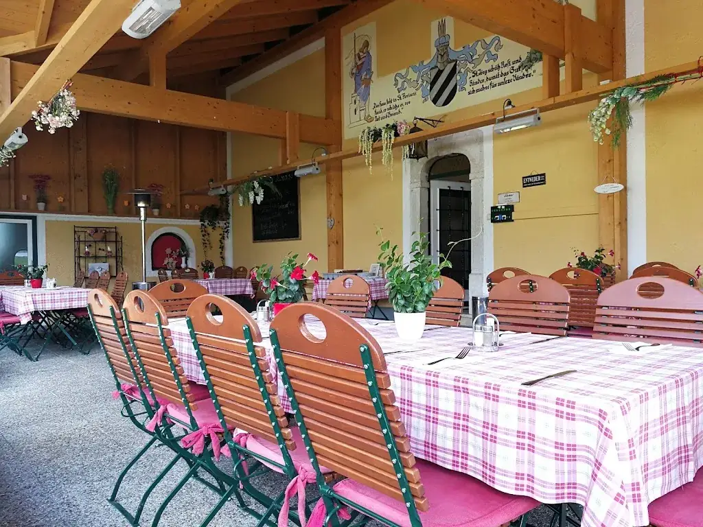 Gasthaus Kienberg_Neumarkt am Wallersee_slider_image_1