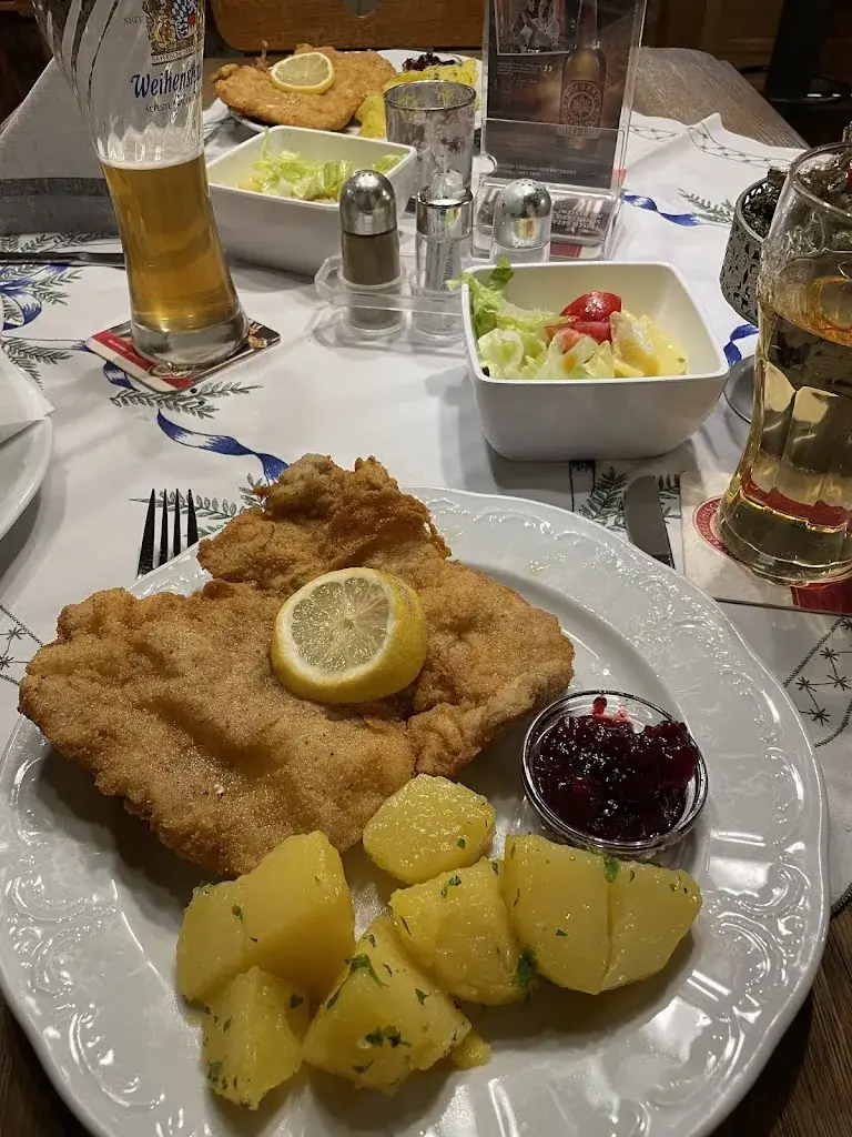 Anna Seitanidou_Gasthaus Dichtlwirt_Pfarrwerfen_review