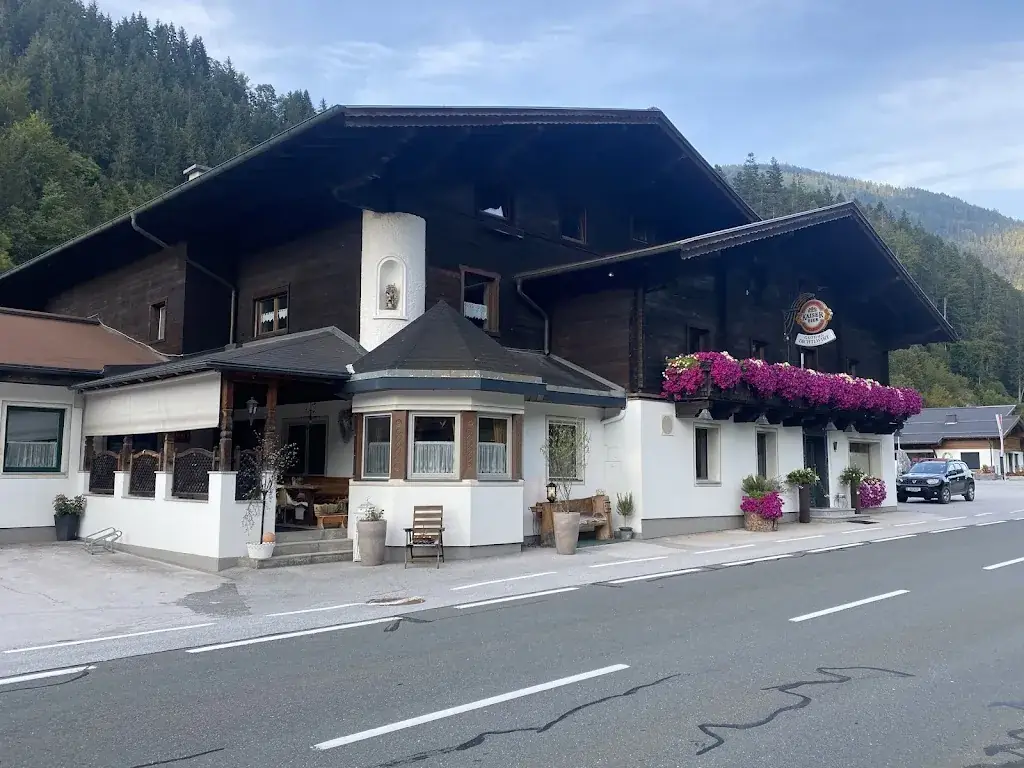 Gasthaus Dichtlwirt_Pfarrwerfen_slider_image_3
