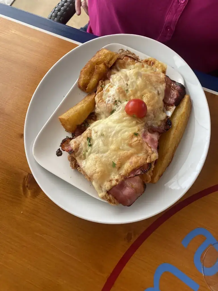 Menu_Marias Marina Restaurant Yachtclub_Oggau_image_9