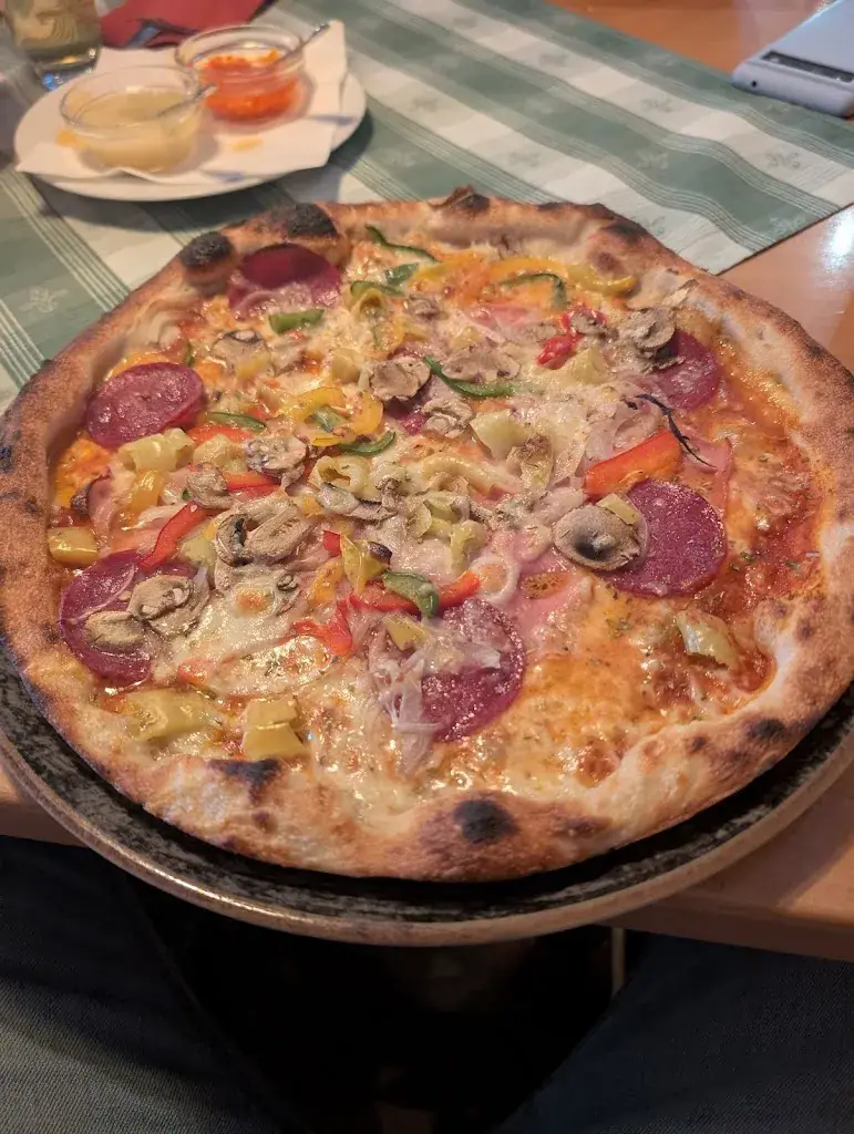 Gabriel Lima Leite_Trattoria - Pizzeria Gabriela_Oberalm_recensione