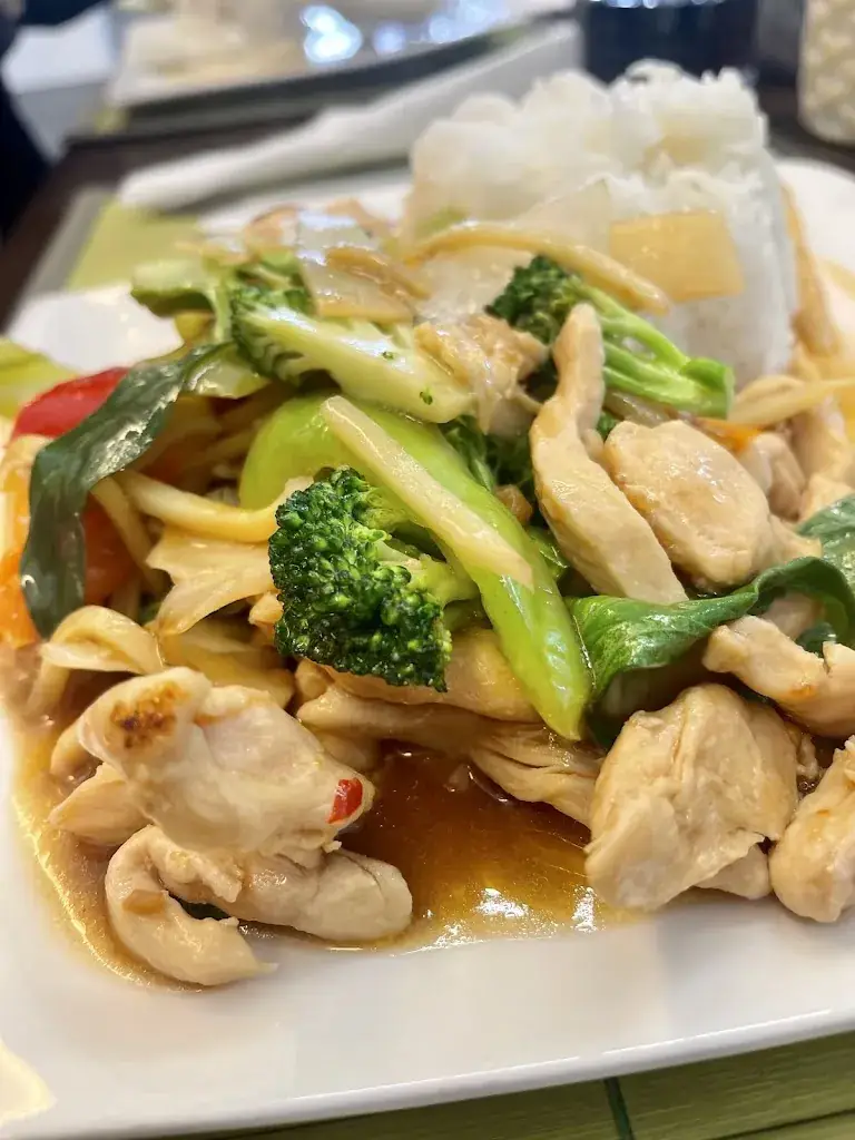 Suphanee‘s Thaiküche Hallein_Oberalm_slider_image_3