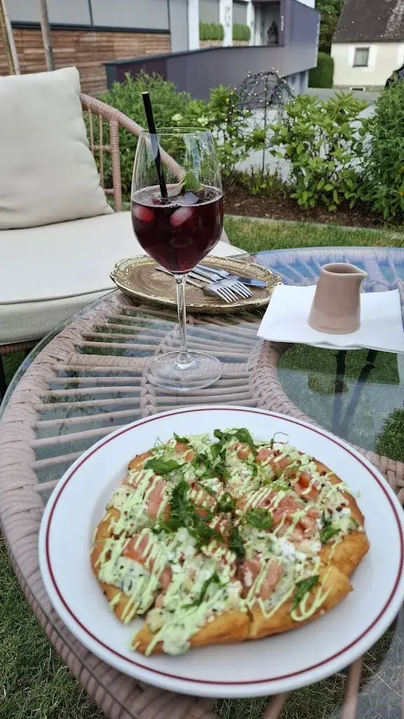 Hannes Feichtinger, SchallplattenHannes_Gasthaus Csencsits_Badersdorf_review