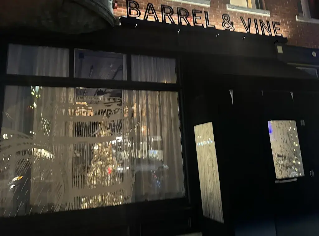 Barrel & Vine restaurant à Plainfeld