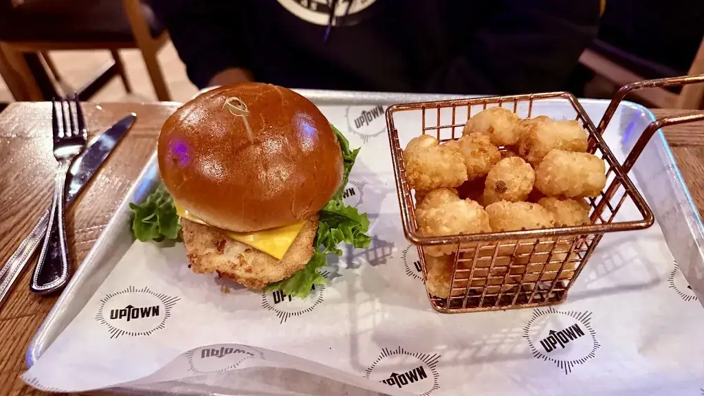 S R_Uptown_Plainfeld_avis