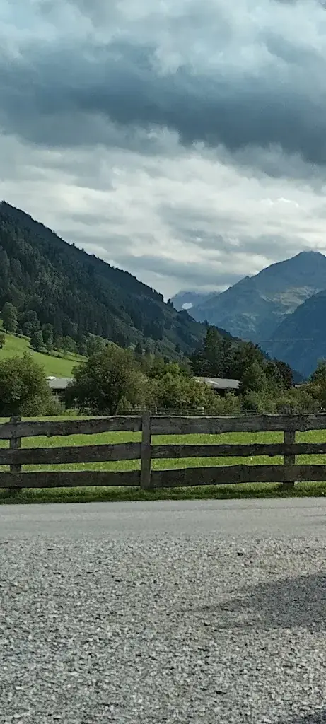 Petru Damian_Wischt'l Hittn_Rauris_review