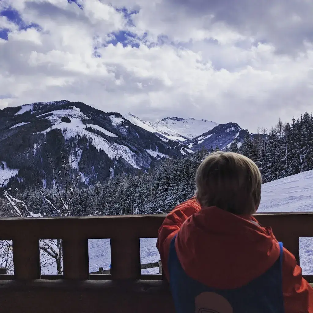 Rachel Hodson_Kreuzbodenhütte_Rauris_review