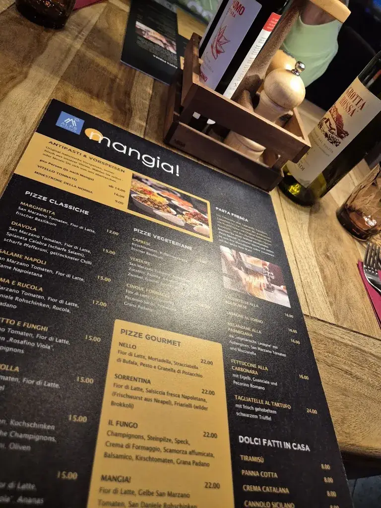 Menu_mangia! Pizzeria Napoletana_Saalbach_image_2