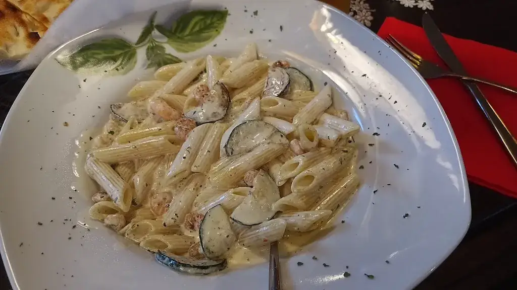 Peter Knight_A CASA MIA Restaurant_Plankenau_review