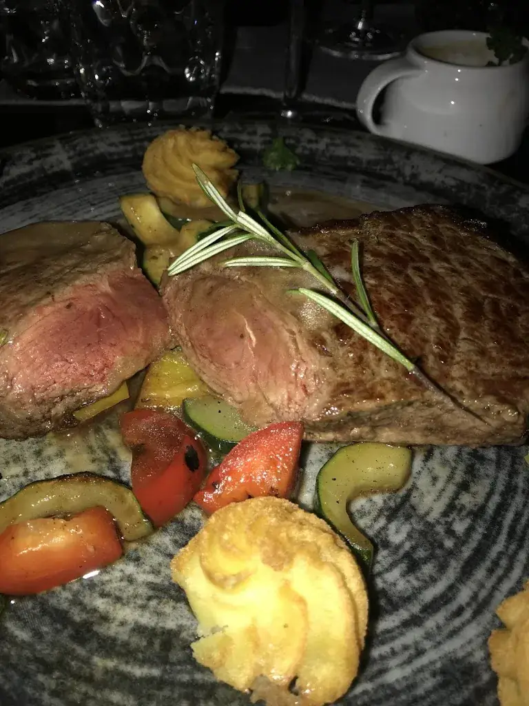 Gary C_Restaurant-Bar HavannaH_Plankenau_recensione