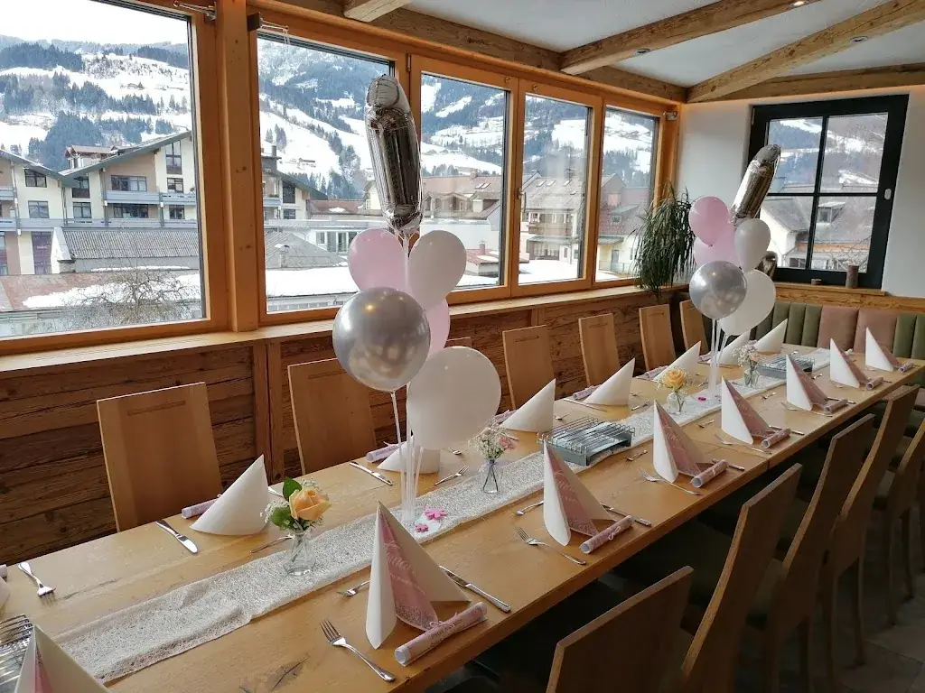 Kirchenwirt Stadtalm ristorante a Plankenau