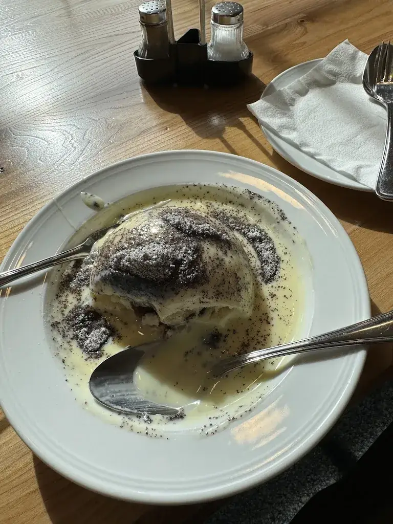 Giorgi Vardosanidze_Gernkogelalm Rohrmoser_Plankenau_recensione