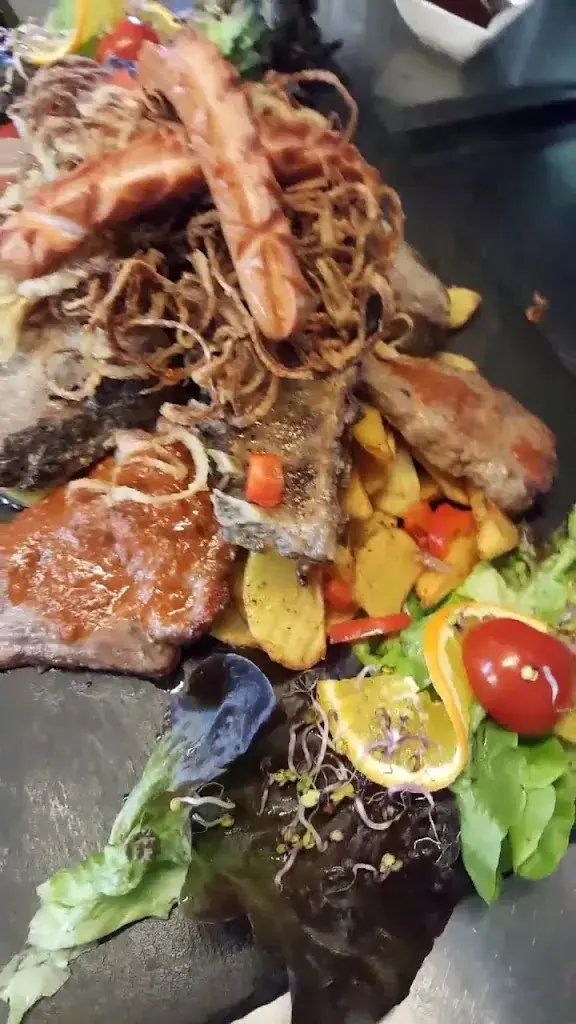 Gasthaus Esswerk by Hirschenwirt St. Johann im Pongau_Plankenau_slider_image_2