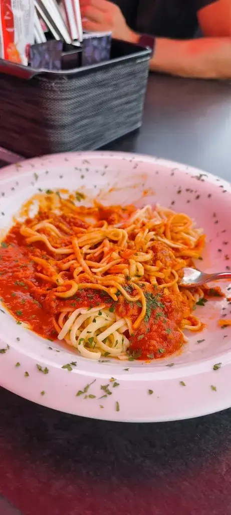 Natalya Kolmogorova_a la Turca - Pizzeria - Restaurant_Plankenau_review