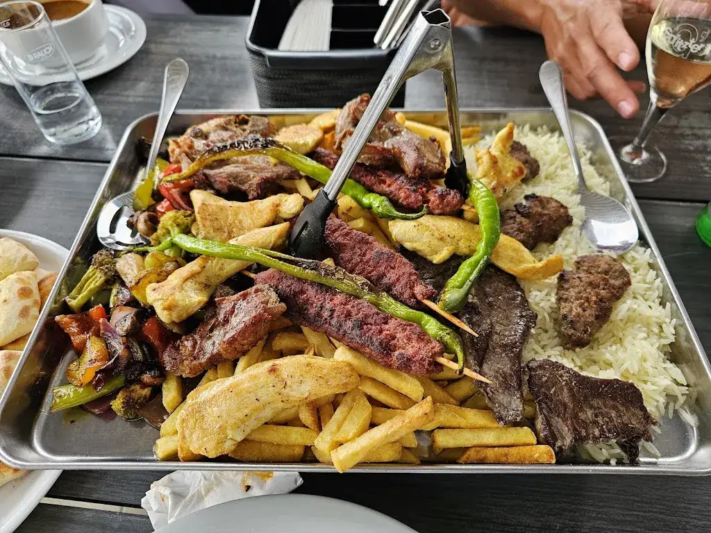 a la Turca - Pizzeria - Restaurant_Plankenau_slider_image_3