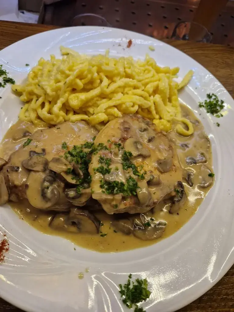 Marcus Becker_Emil Henner Gaststätte Wulle-Stüble_Reinbach_review