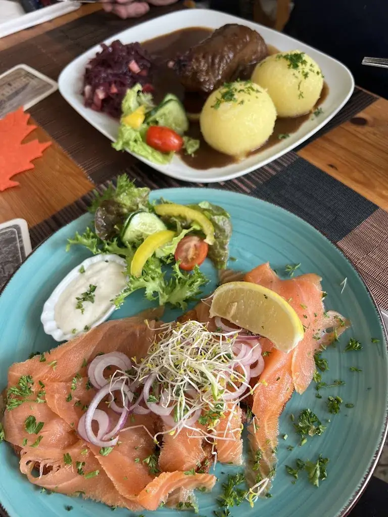 Astrid Gates_Restaurant & Café San Marco_Reinbach_review