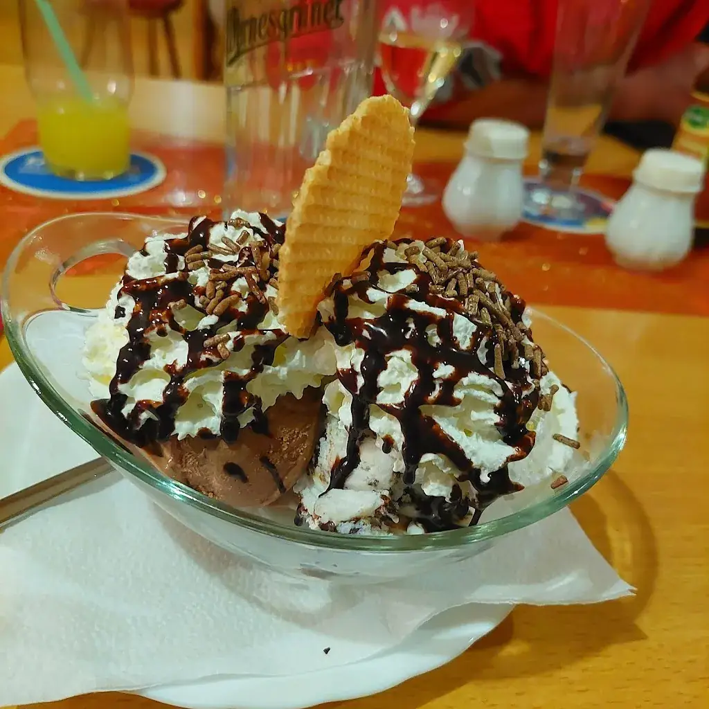 Maximilian Heroldt_Altdeutsche Landschänke_Reinbach_recensione