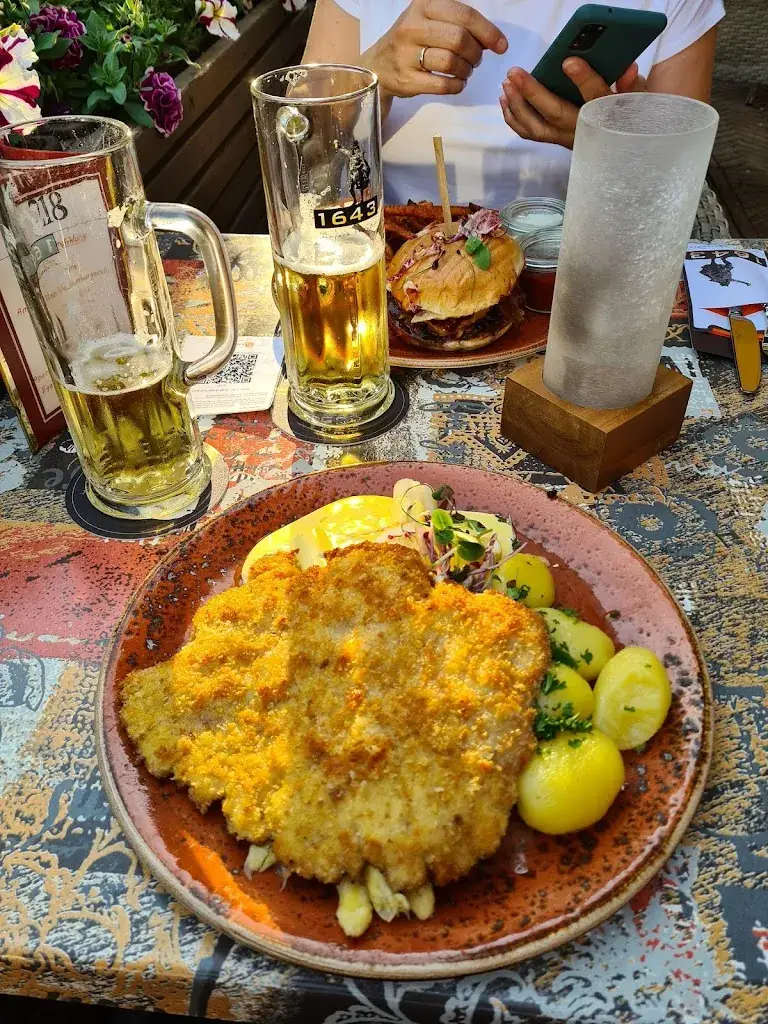 Terega-Nui Arakino_1643_Reitberg_review