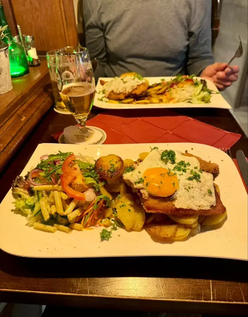 Gaststätte Zum alten Graf_Reitberg_slider_image_2