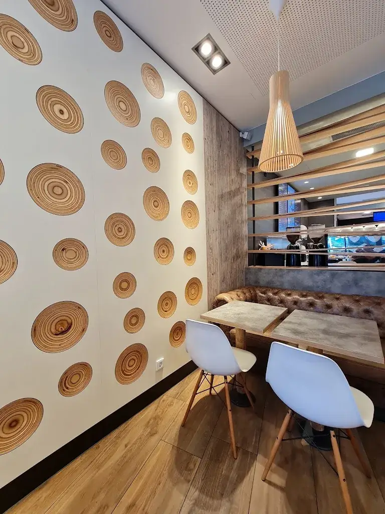 Roman Kurbangaliyev_McDonald's_Politischer Bezirk Sankt Johann im Pongau_recensione