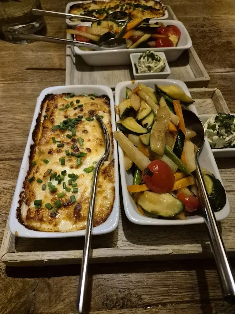 ANGUSTA_Sankt Gilgen_slider_image_3