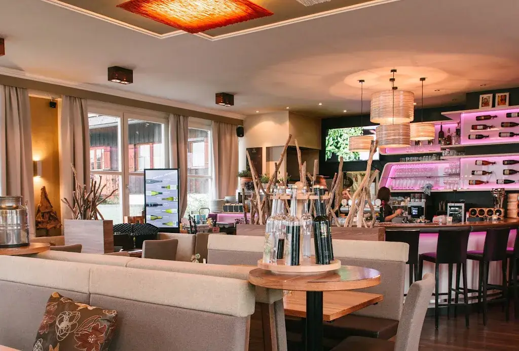 CASA-M - Mediterranes Restaurant & Bar_Sankt Gilgen_slider_image_1