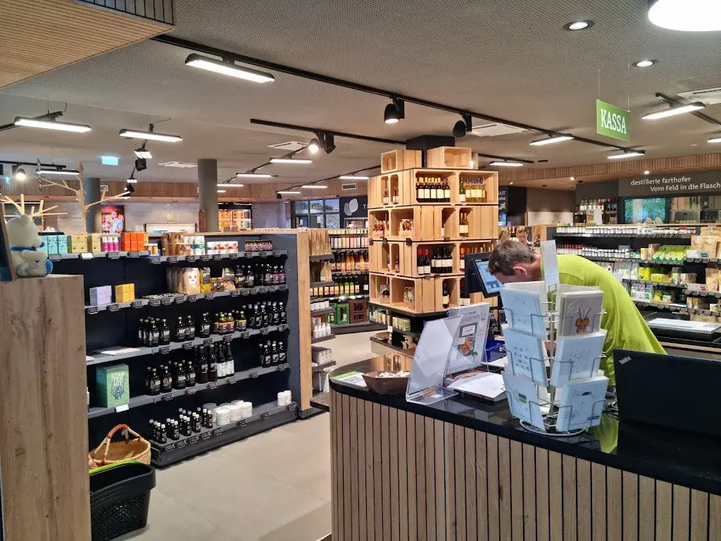 Martin Coles_Das Seeham_Seeham_review