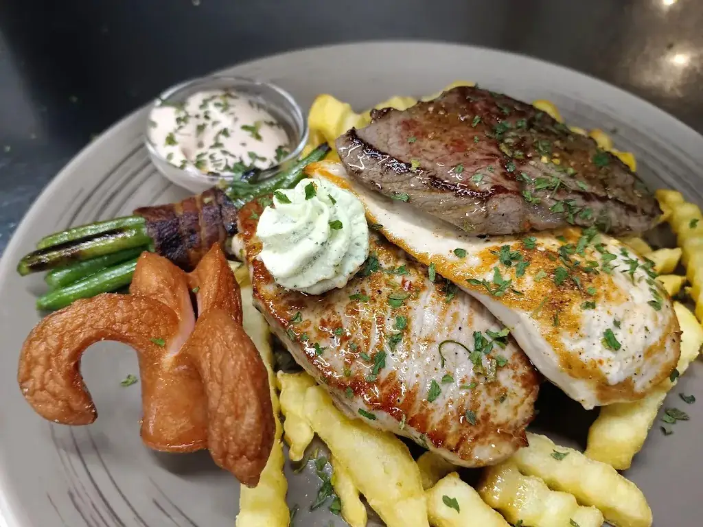 Menu_La Corona_Seeham_image_5