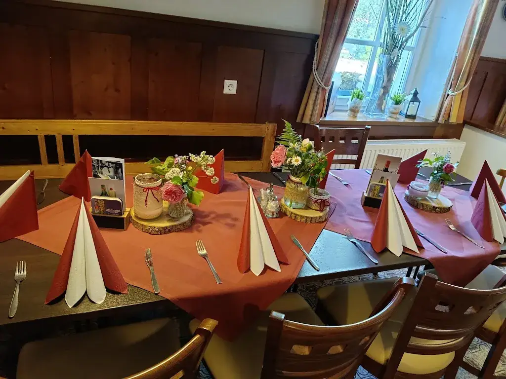 La Corona_Seeham_slider_image_3