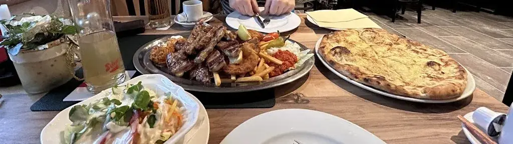 Tomislav Prof_Gasthaus Kellerwirt - Familie Jurisic_Seeham_avis