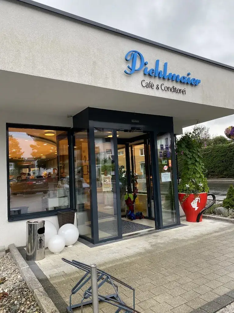 Café-Conditorei Pichlmaier ristorante a Saalfelden am Steinernen Meer