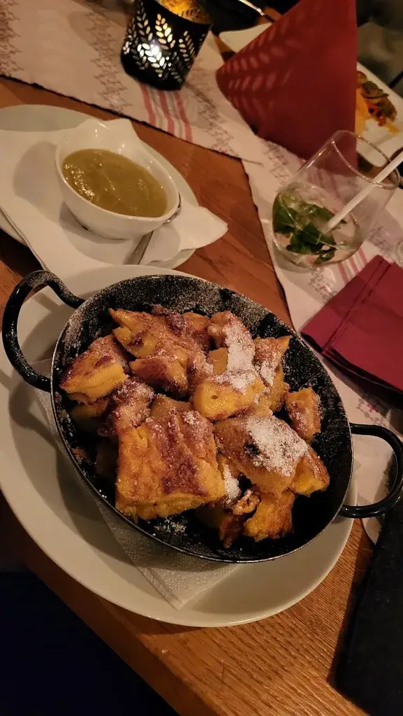 Tan Ja_Franzlbrünnl-Stubn_Saalfelden am Steinernen Meer_review