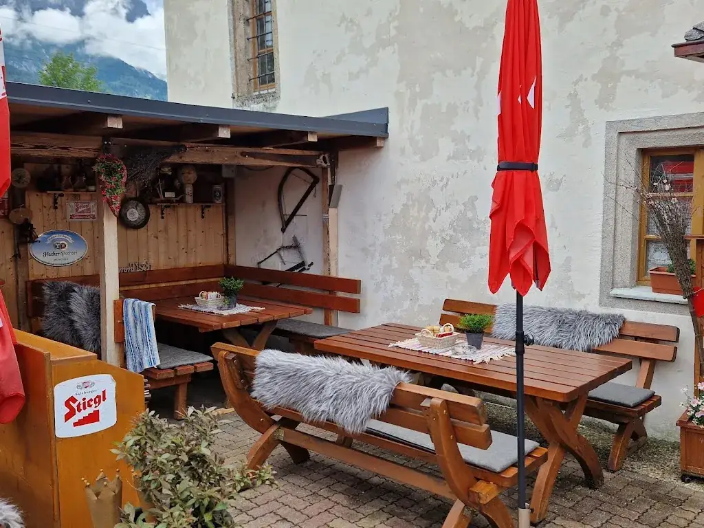 Schloss Dorfheim restaurant à Saalfelden am Steinernen Meer