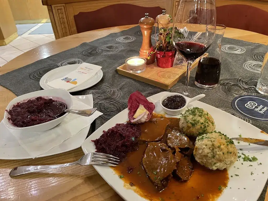 Schloss Dorfheim_Saalfelden am Steinernen Meer_slider_image_2