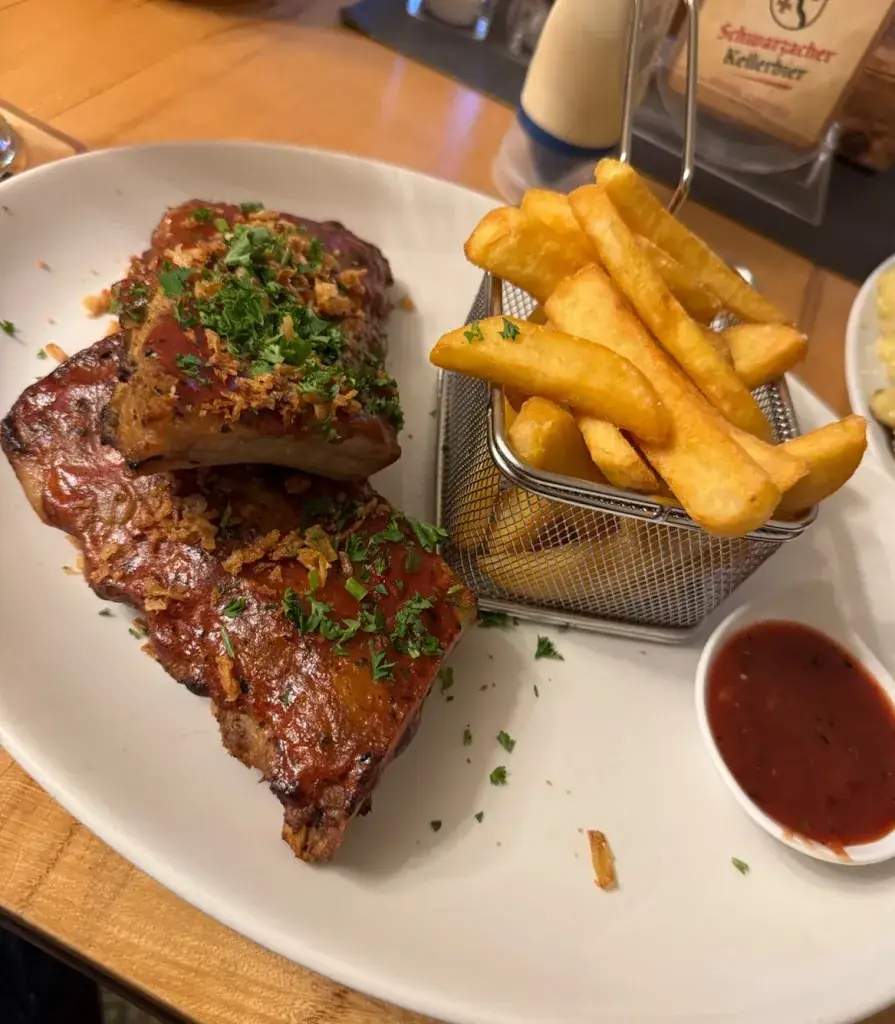 Latheesh Kumar THOKALA_Bräustüberl Schwarzach_Schwarzach im Pongau_recensione