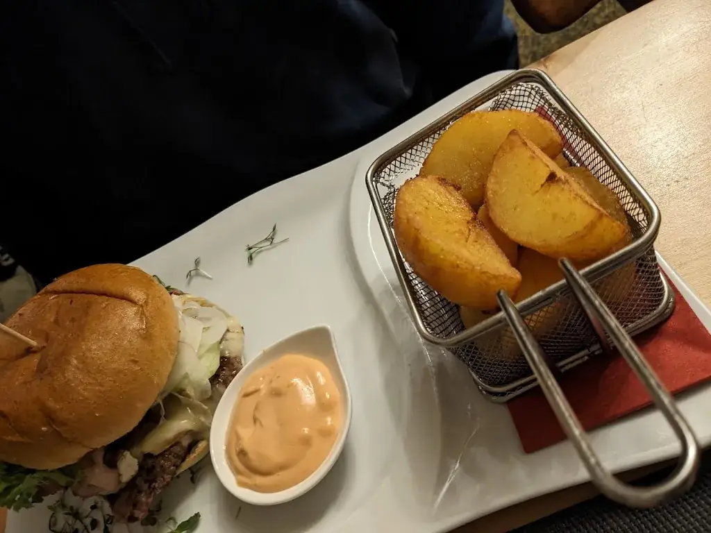 Dusan Simek_Bräustüberl Schwarzach_Schwarzach im Pongau_recensione