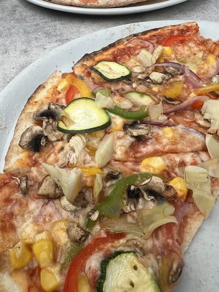 hanouf “hyah22”_Pizzeria Da Moare_St. Martin of Tennengebirge_avis